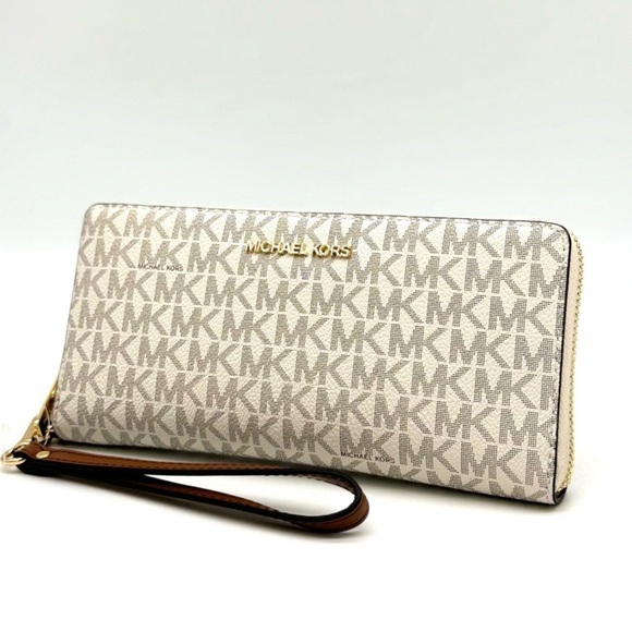 Michael Kors Large Travel Continental Wallet Wristlet Vanilla/Brown - Picture 1 of 9